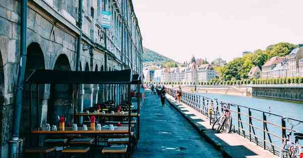 机器人智能穿戴概念股票