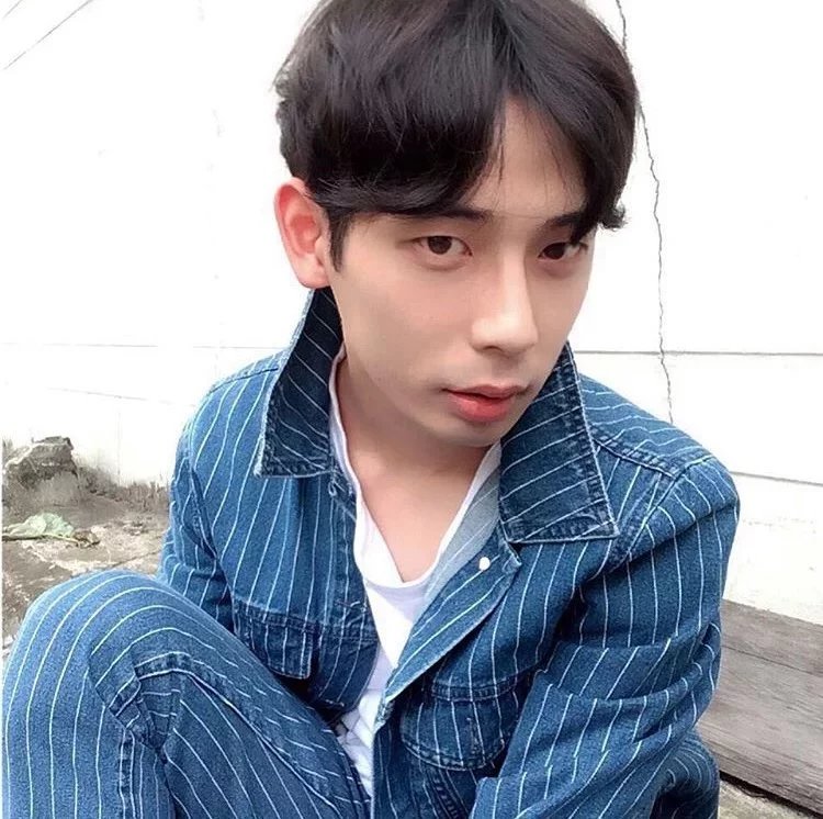 云悦松松