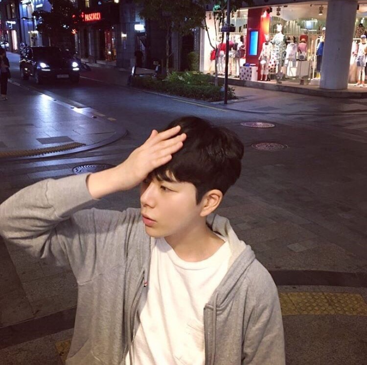毕琬邦娇