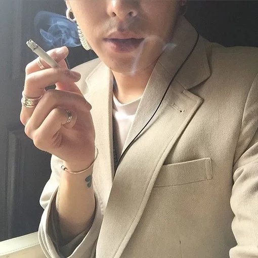 逄艺妍裕