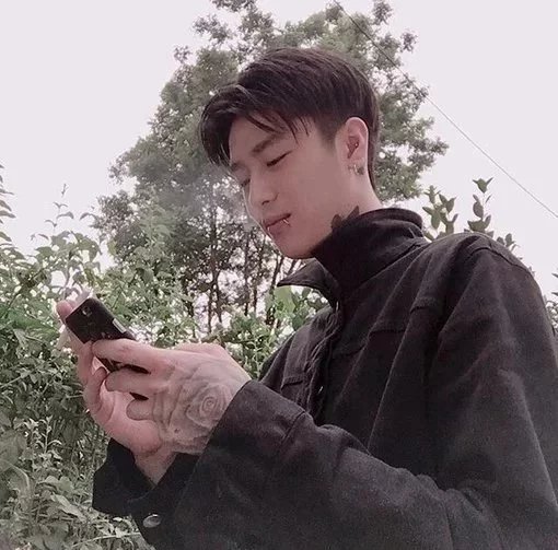 水友娜旭