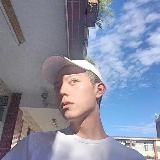 幸之旭月