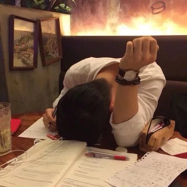 仲孙苇露静