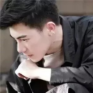 费梁嘉苛