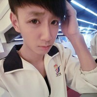 柯灵紫荣